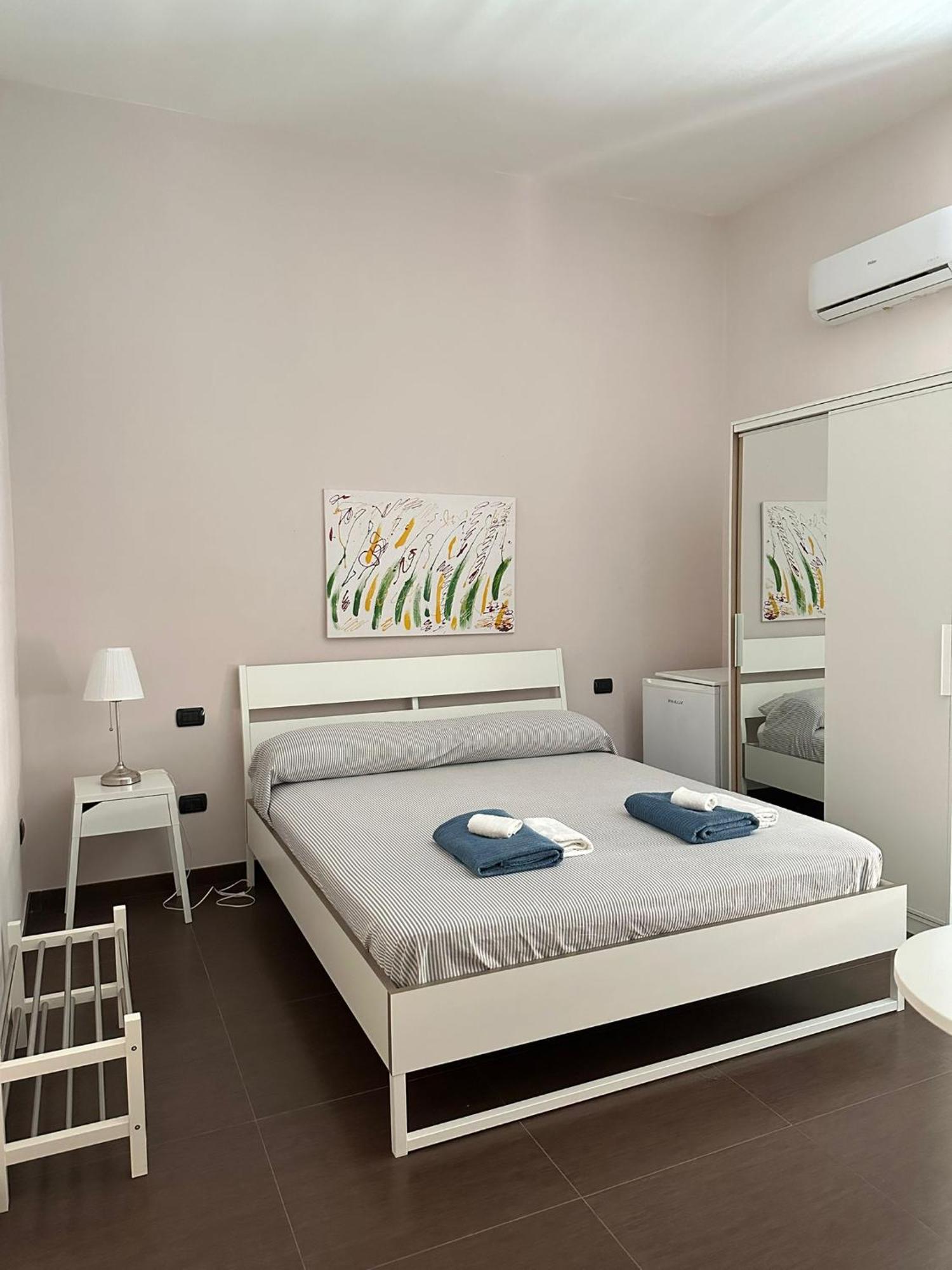 Le Suites Maor Gaeta Luaran gambar